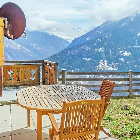 Holiday home Cosy Chalet Amidst Mountains In Heremence *